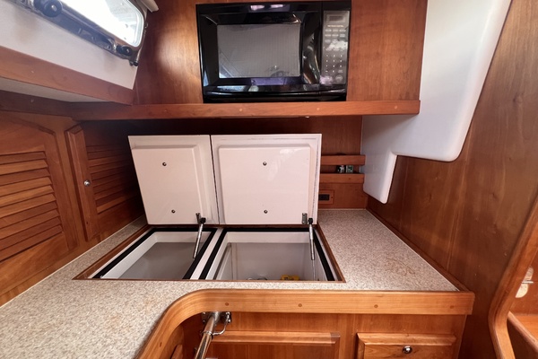 42ft Sabre Yacht For Sale