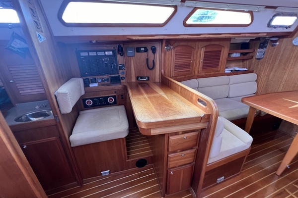 Photo of the 2006 Sabre 426