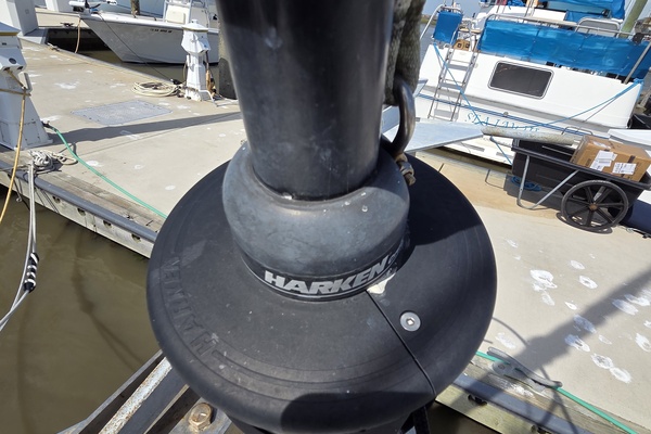 Seminole Wind 33ft Morgan Yacht For Sale