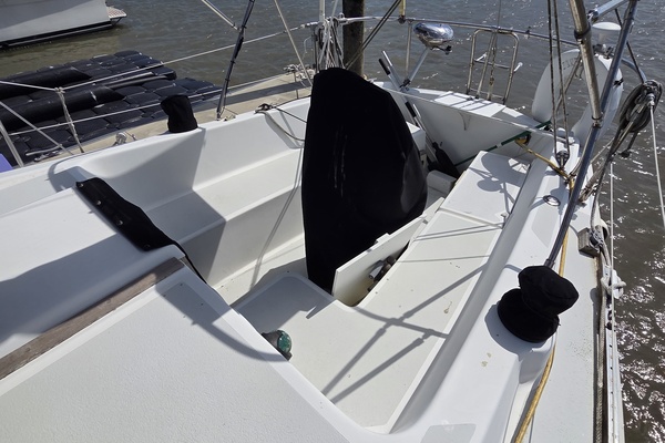 Seminole Wind 33ft Morgan Yacht For Sale