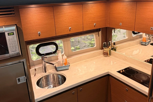 2016 Sea Ray 51