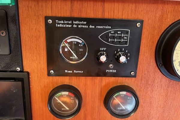 Serenity Now 43ft Hunter Yacht For Sale