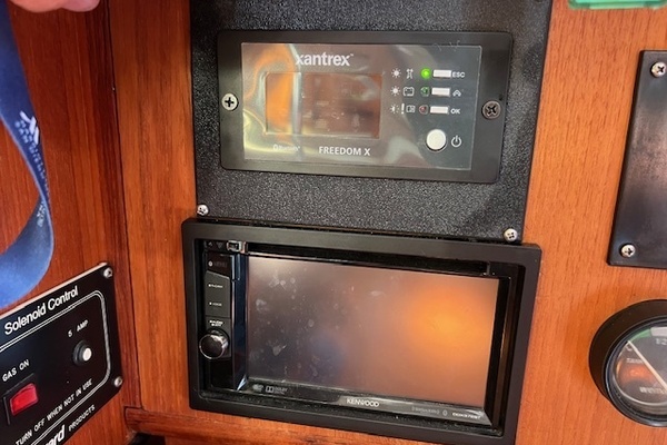 Serenity Now 43ft Hunter Yacht For Sale