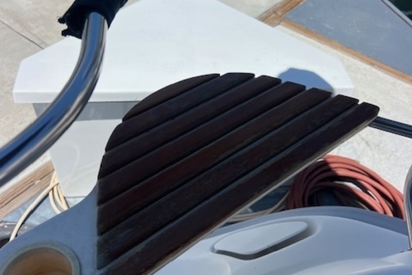 Hunter 430 Yacht For Sale