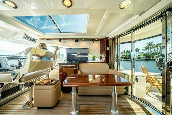 2012 Sea Ray 61