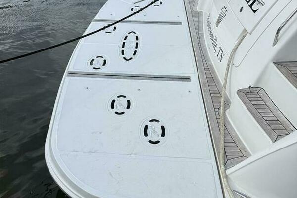 RECON ROYALE 61ft Sea Ray Yacht For Sale