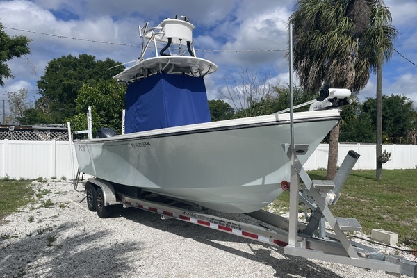 Photo of the 2022 Parker 25SE