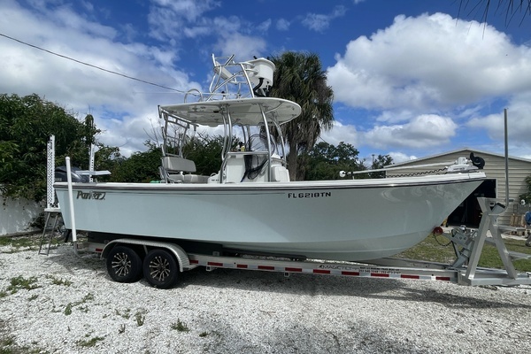 Photo of the 2022 Parker 25SE