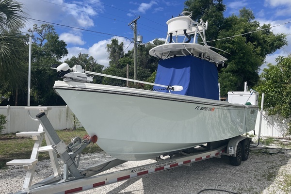 Photo of the 2022 Parker 25SE