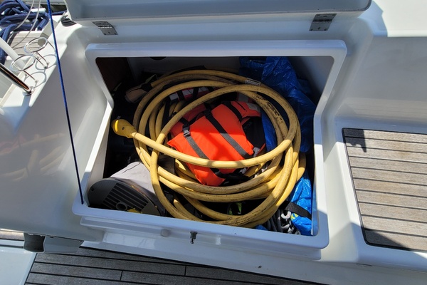 Wind Shadow 45ft Beneteau Yacht For Sale