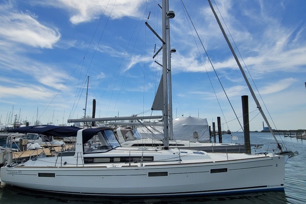 Photo of the 2015 Beneteau Oceanis 45 "Wind Shadow"