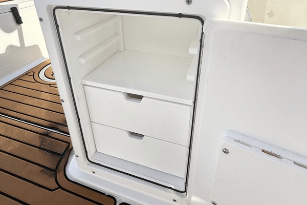 22ft Sea Hunt Yacht For Sale