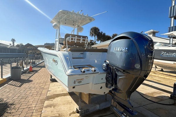 Photo of the 2021 Sea Hunt Ultra 229