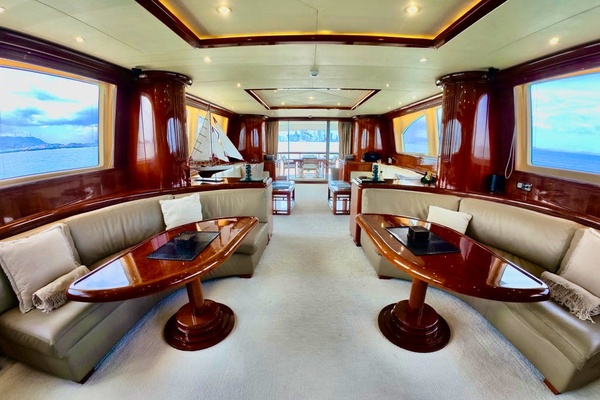 Photo of the 2005 Falcon Falcon 102 Flybridge "NORTHSTAR I"