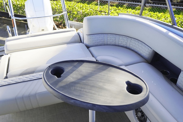 23ft Crest Yacht For Sale