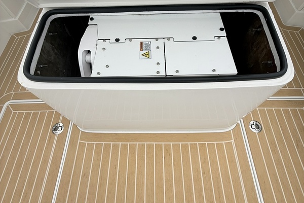 Jupiter 38 - PLAYPEN - Cockpit Storage 