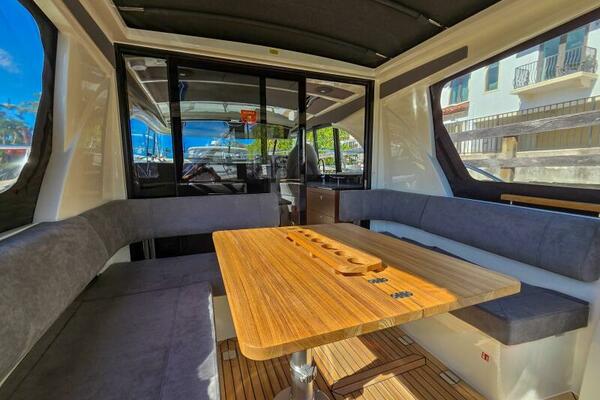 33ft Marex Yacht For Sale