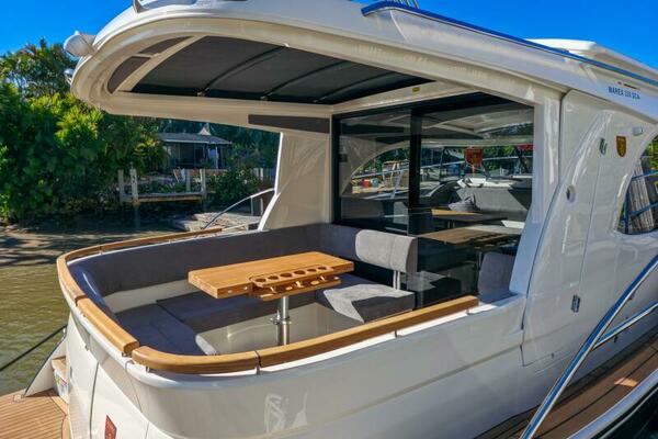 33ft Marex Yacht For Sale