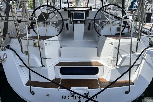 Rascal 41ft Jeanneau Yacht For Sale