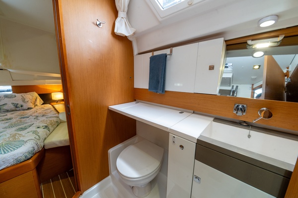 Rascal 41ft Jeanneau Yacht For Sale
