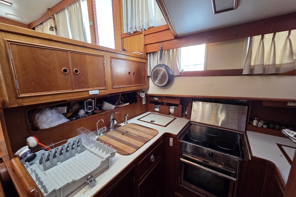 Mystic 46ft Grand Banks Yacht For Sale