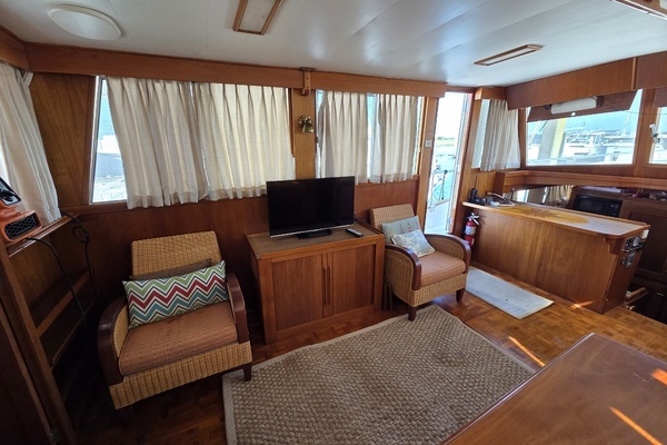 Photo of the 1989 Grand Banks Classic 46 "Mystic"