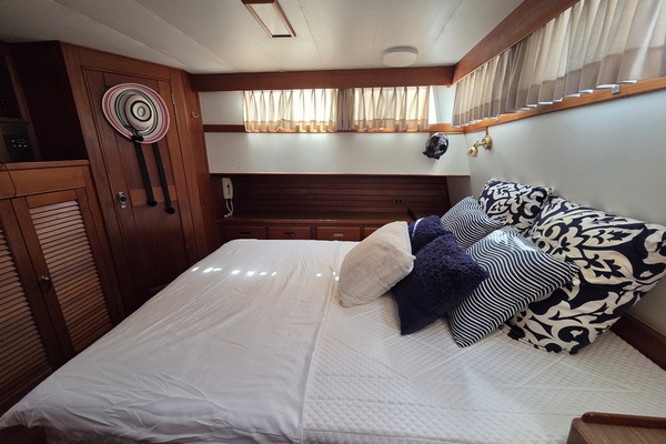 Mystic 46ft Grand Banks Yacht For Sale