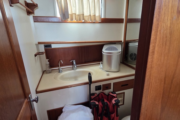 Mystic 46ft Grand Banks Yacht For Sale