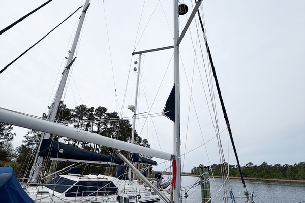 KUZON 43ft Hunter Yacht For Sale