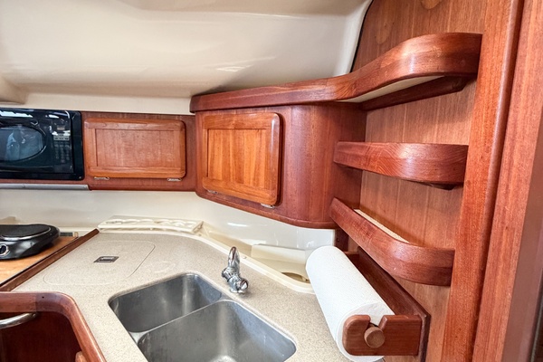 KUZON 43ft Hunter Yacht For Sale