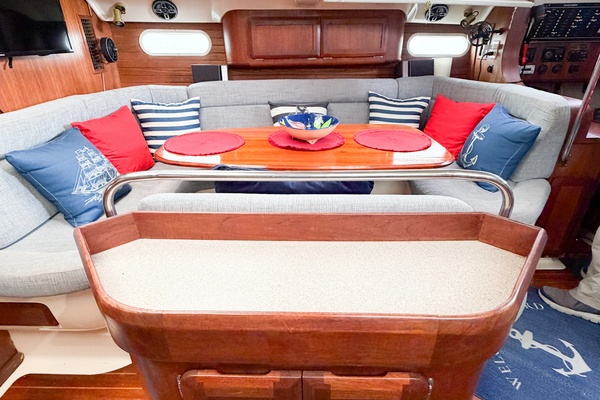 KUZON 43ft Hunter Yacht For Sale