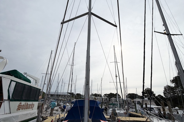 KUZON 43ft Hunter Yacht For Sale