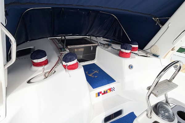 KUZON 43ft Hunter Yacht For Sale