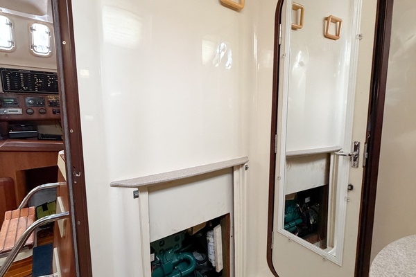 KUZON 43ft Hunter Yacht For Sale