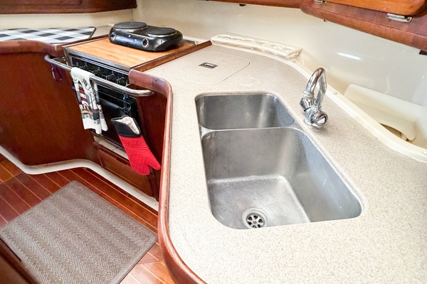 KUZON 43ft Hunter Yacht For Sale