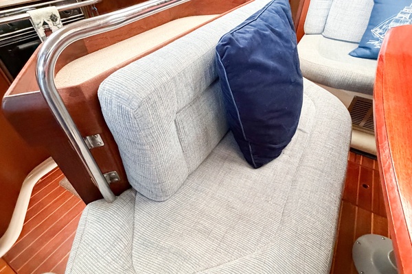 KUZON 43ft Hunter Yacht For Sale
