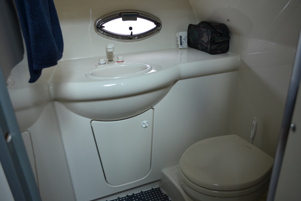 35ft Bayliner Yacht For Sale