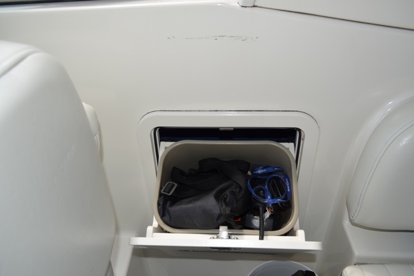 35ft Bayliner Yacht For Sale