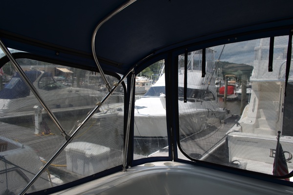 35ft Bayliner Yacht For Sale