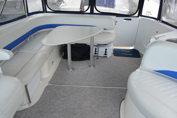 35ft Bayliner Yacht For Sale
