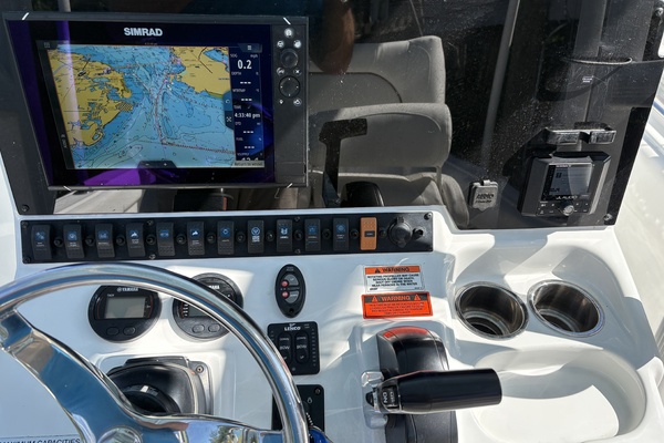 22ft Sea Hunt Yacht For Sale