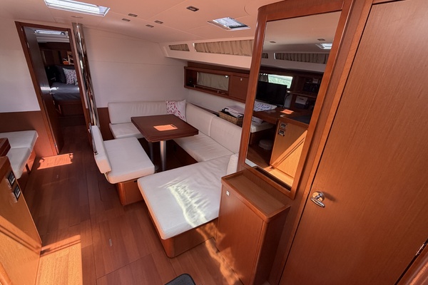 Pleiades 48ft Beneteau Yacht For Sale