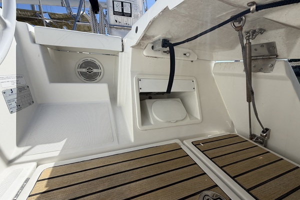 Pleiades 48ft Beneteau Yacht For Sale