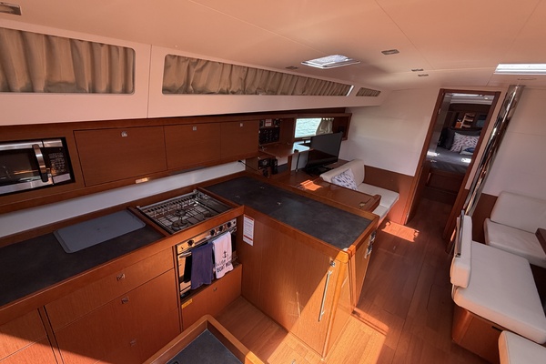 Pleiades 48ft Beneteau Yacht For Sale