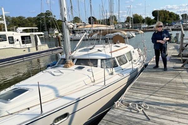 Independence 40ft Jeanneau Yacht For Sale