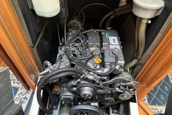 Independence 40ft Jeanneau Yacht For Sale