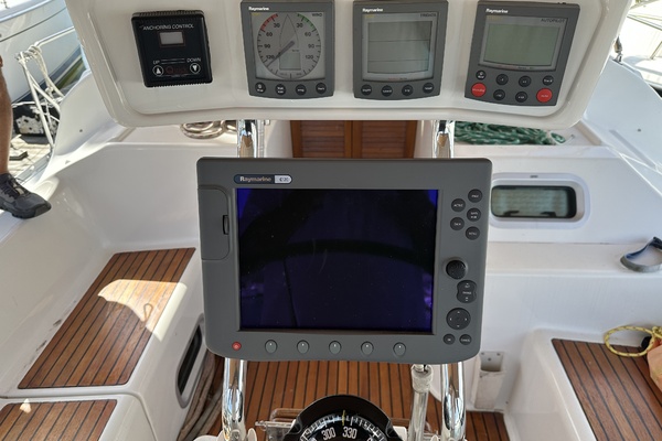 Independence 40ft Jeanneau Yacht For Sale