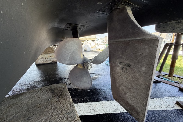 IN A MEETING 32ft Sea Ray Yacht For Sale