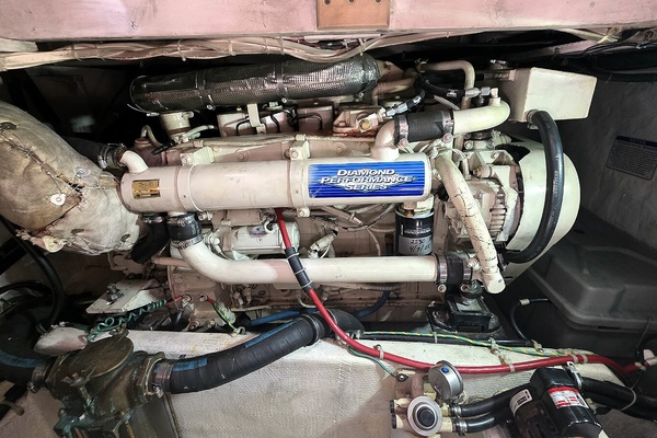 Gallivanting 40ft Bayliner Yacht For Sale