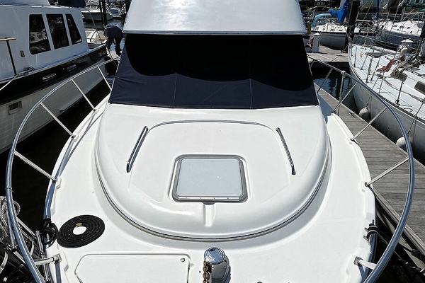 Gallivanting 40ft Bayliner Yacht For Sale